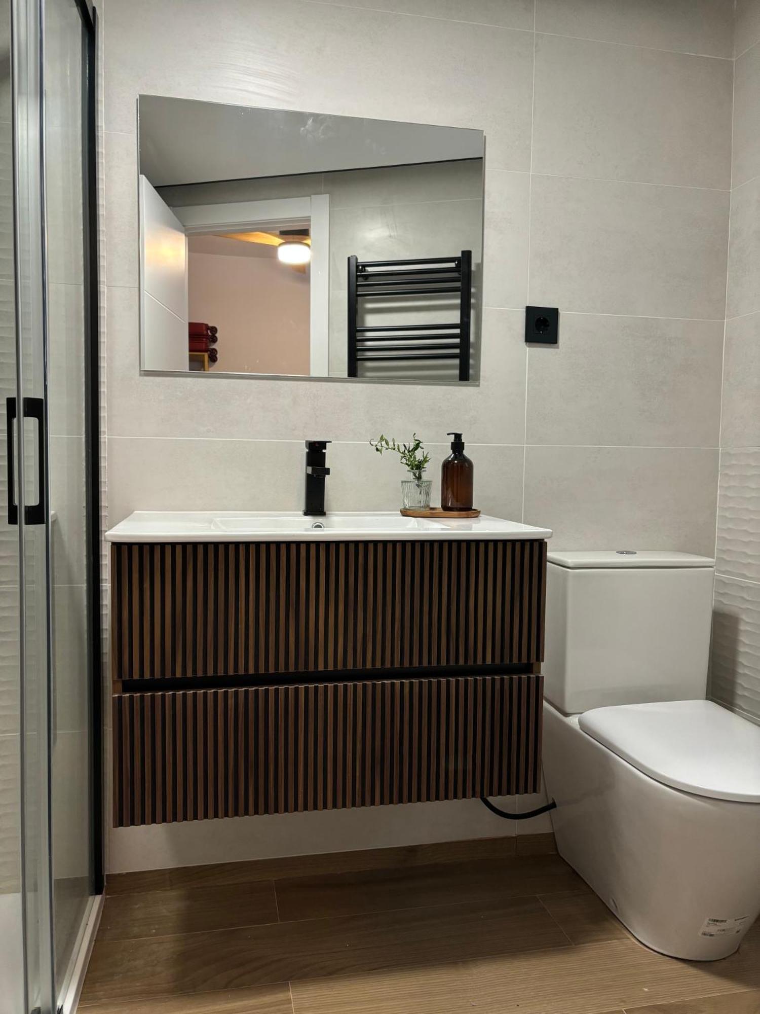 לאון Victrix Homes מראה חיצוני תמונה