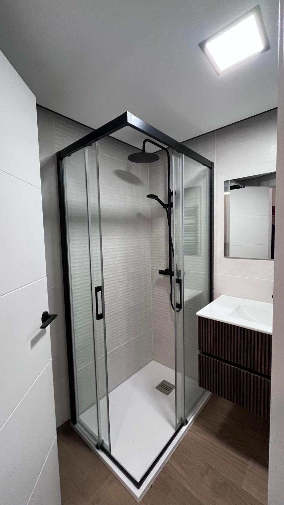 לאון Victrix Homes מראה חיצוני תמונה